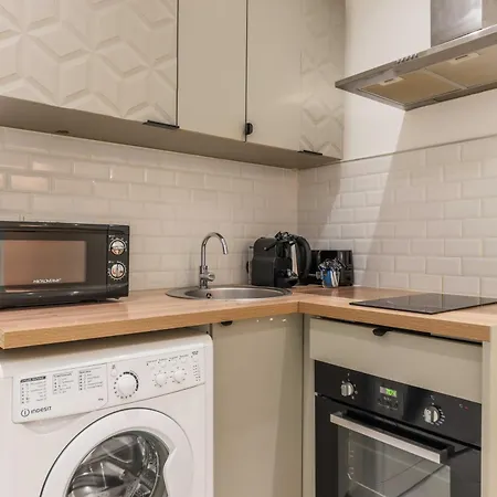 CMG Pyrénée-Porte de Montreuil - G Paris Extérieur photo