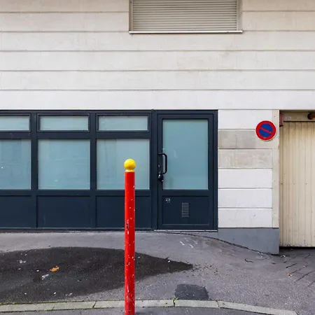 CMG Pyrénée-Porte de Montreuil - G Paris Extérieur photo