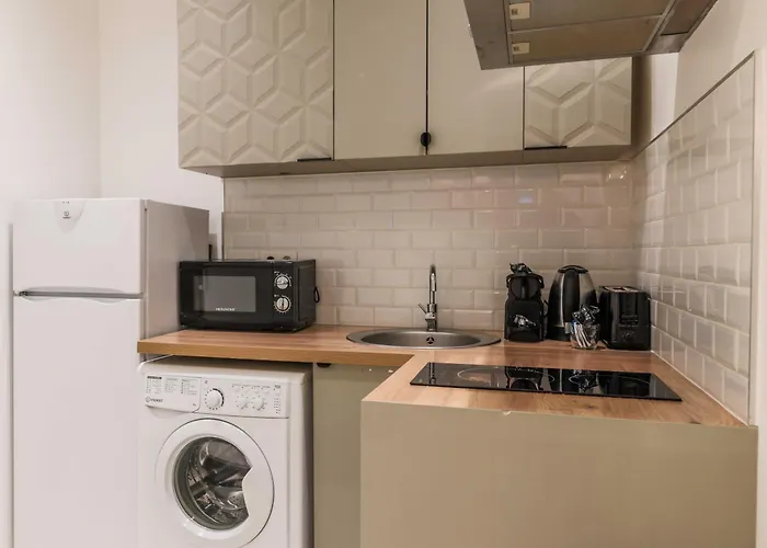 Cosy Flat - 1Br-4P - Near Nation