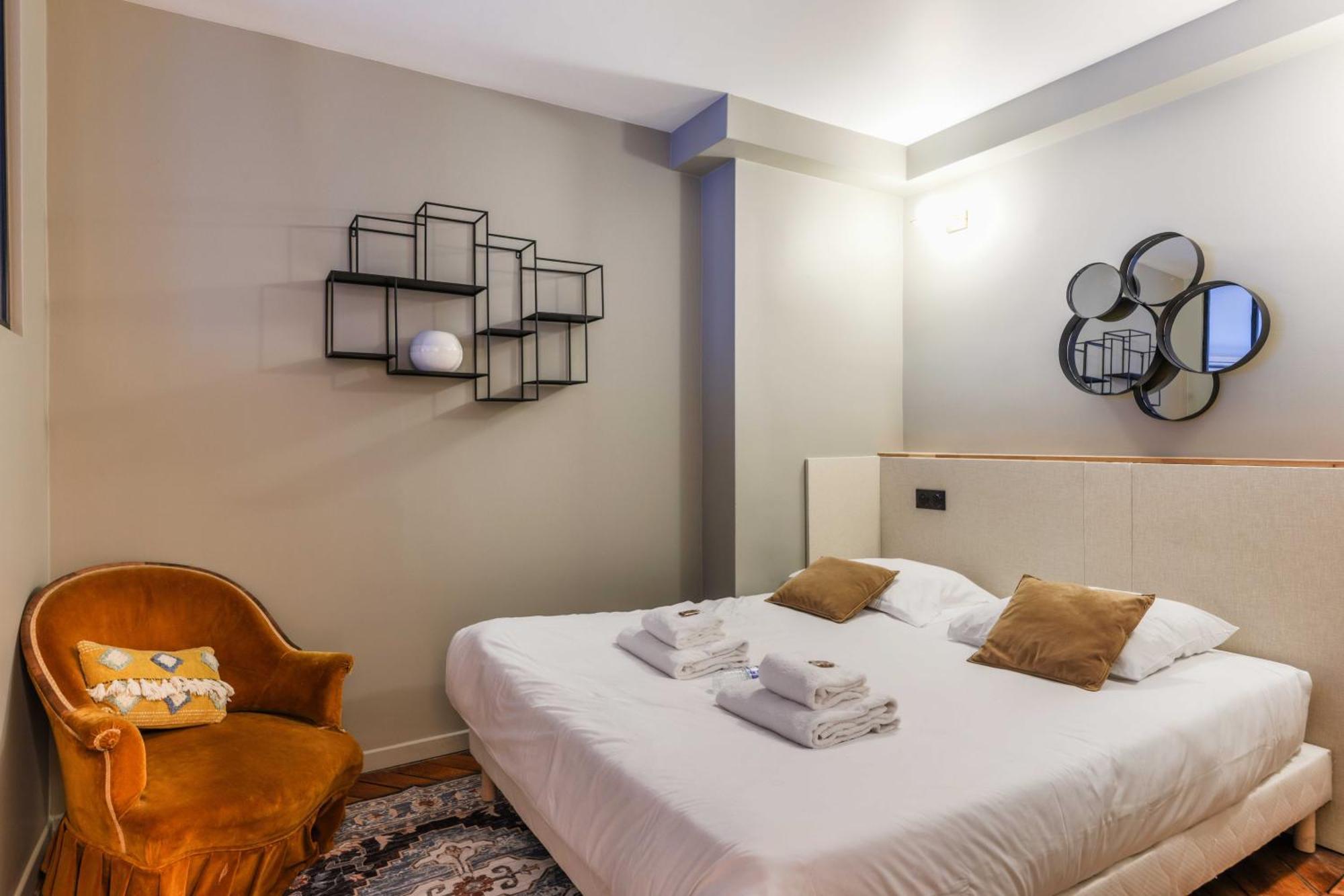 Appartement Cmg Pyrénée-porte De Montreuil - G *